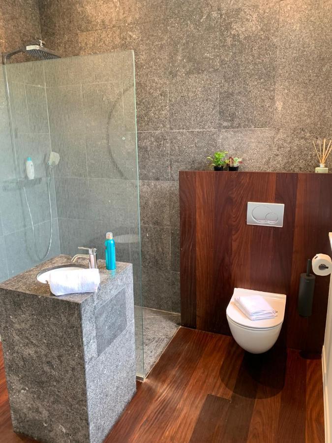 Tuss Bed and Breakfast Κόρτρικ Εξωτερικό φωτογραφία