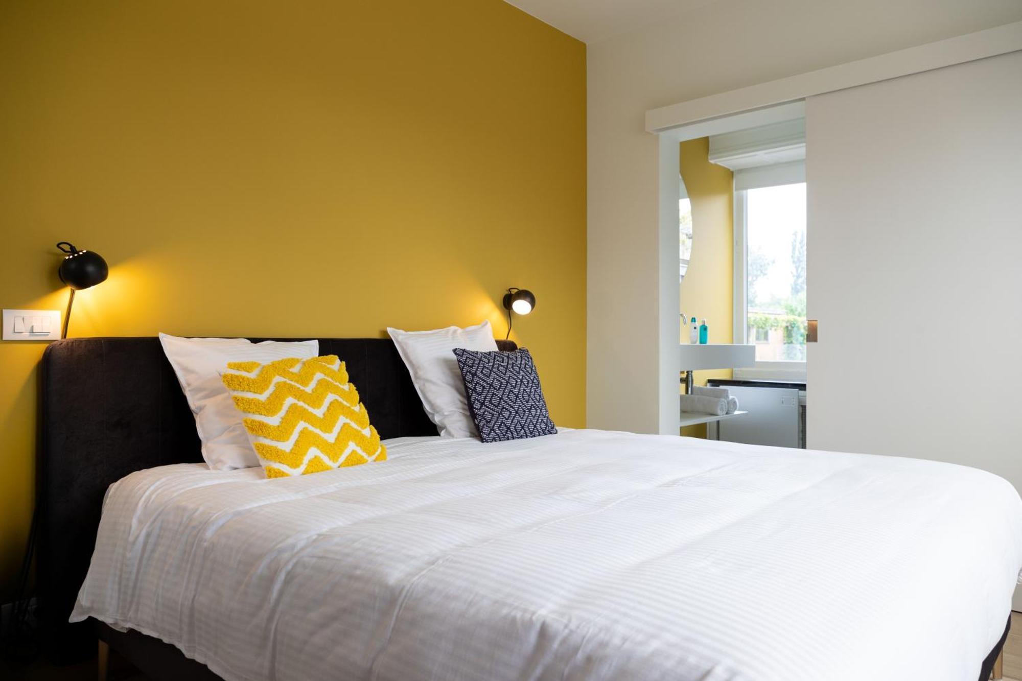 Tuss Bed and Breakfast Κόρτρικ Εξωτερικό φωτογραφία