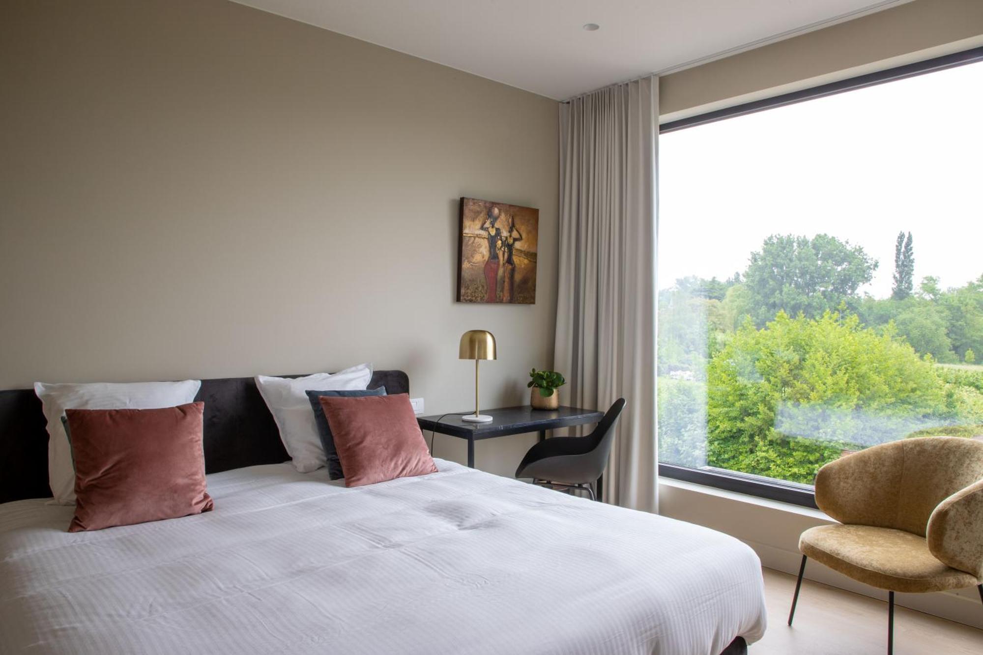 Tuss Bed and Breakfast Κόρτρικ Εξωτερικό φωτογραφία